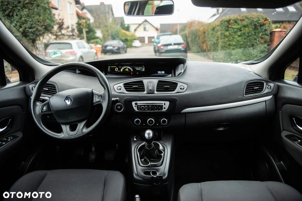 Renault Scenic 1.6 16V 110 TomTom Edition - 30