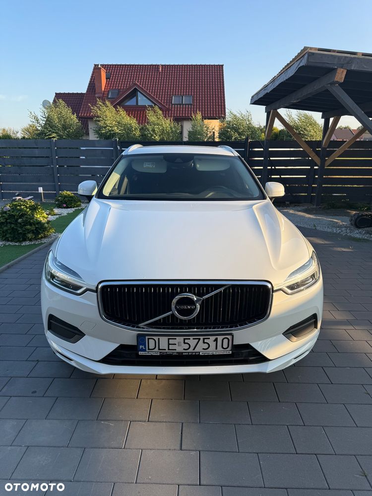 Volvo XC 60 B4 D AWD Momentum - 3