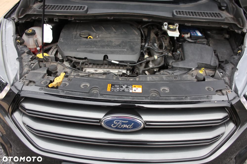 Ford Kuga 1.5 EcoBoost 2x4 ST-Line - 32
