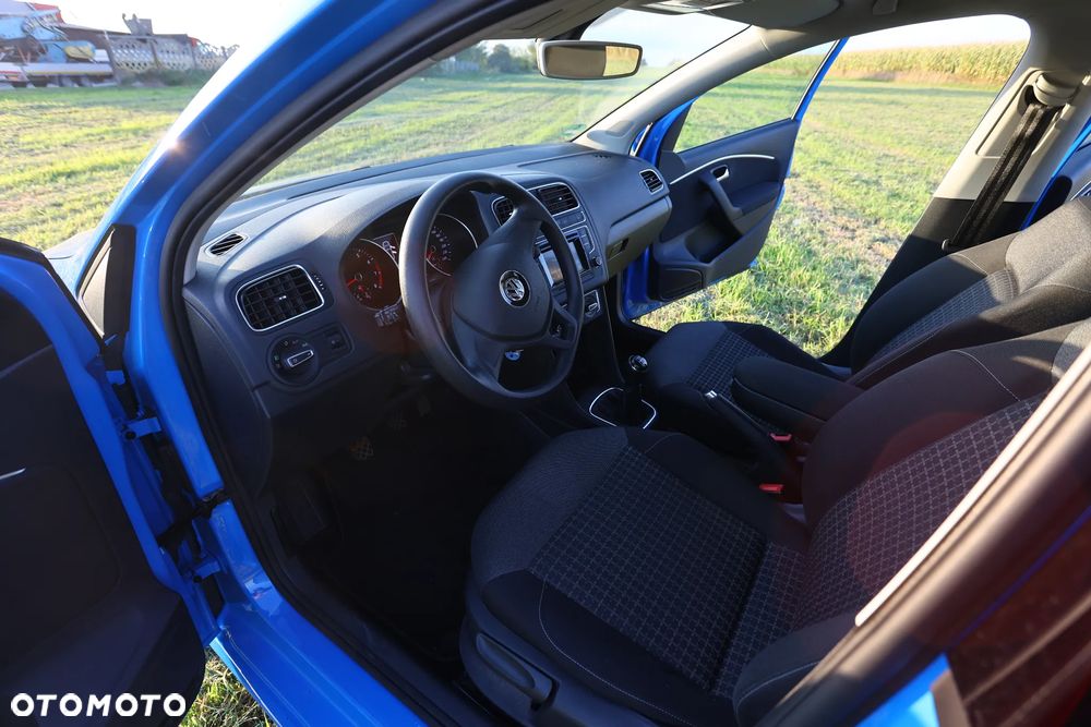 Volkswagen Polo 1.0 (Blue Motion Technology) Comfortline - 16