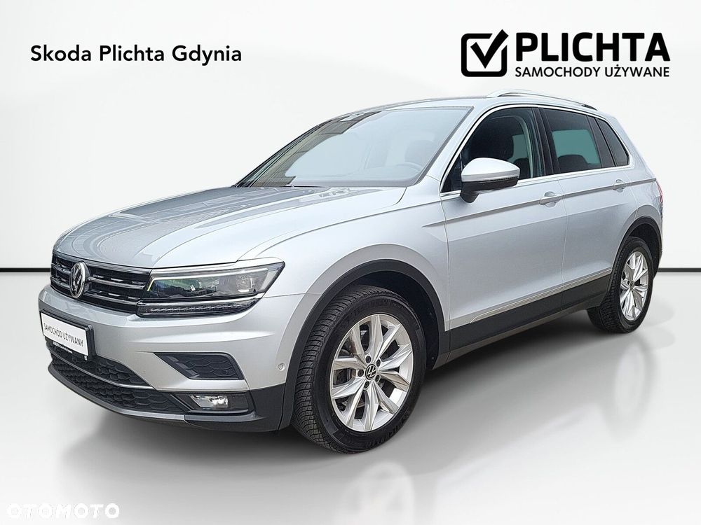 Volkswagen Tiguan - 1