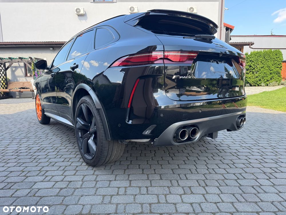Jaguar F-Pace 5.0 V8 P550 AWD SVR - 9