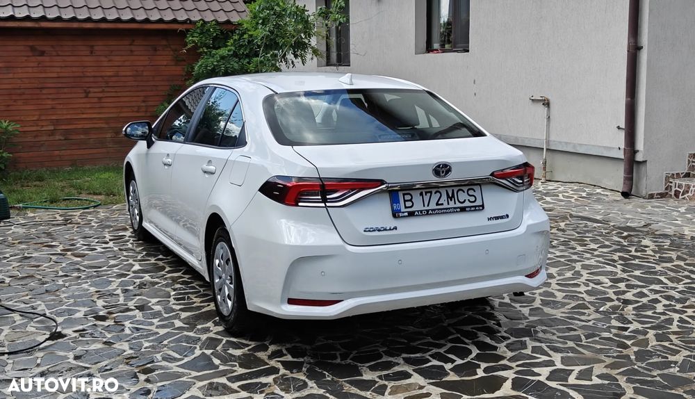 Toyota Corolla 1.8 HSD Dynamic - 3