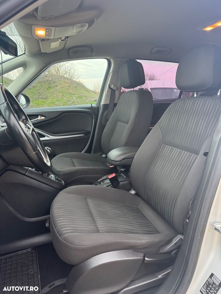 Opel Zafira - 14
