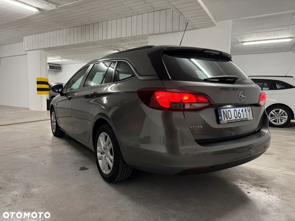 Opel Astra - 6