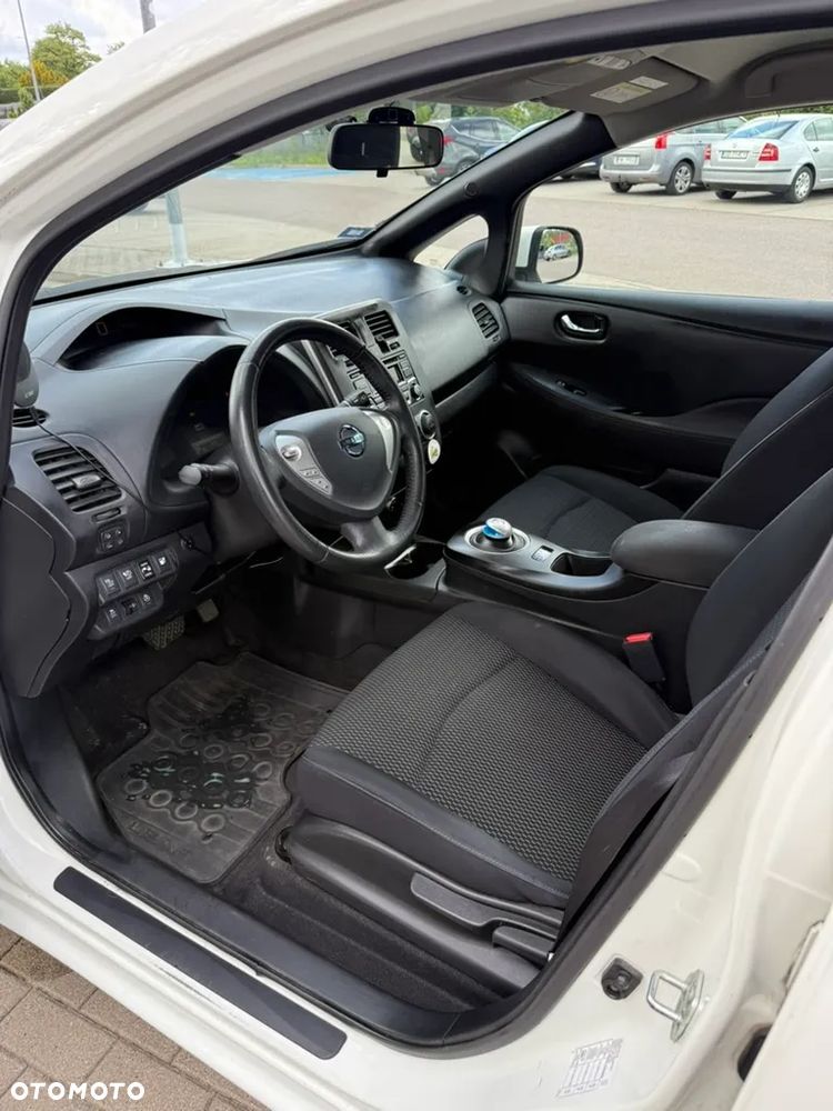 Nissan Leaf 30kWh Acenta - 14