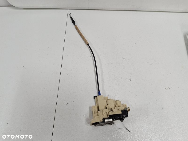 FIAT PANDA III 3 ZAMEK DRZWI PRAWY TYŁ TYLNY 520184680 - 1