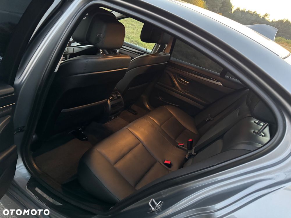 BMW Seria 5 520d Special Edition - 25