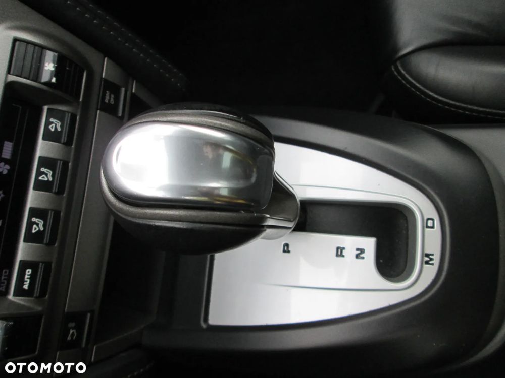 Porsche 911 Carrera Tiptronic S - 15