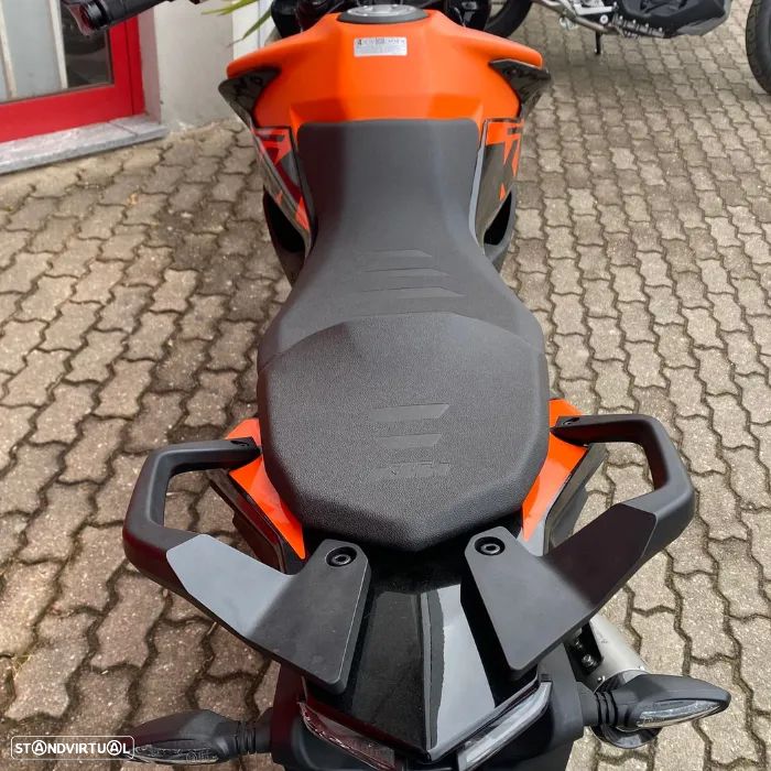 KTM Adventure 390 - 7