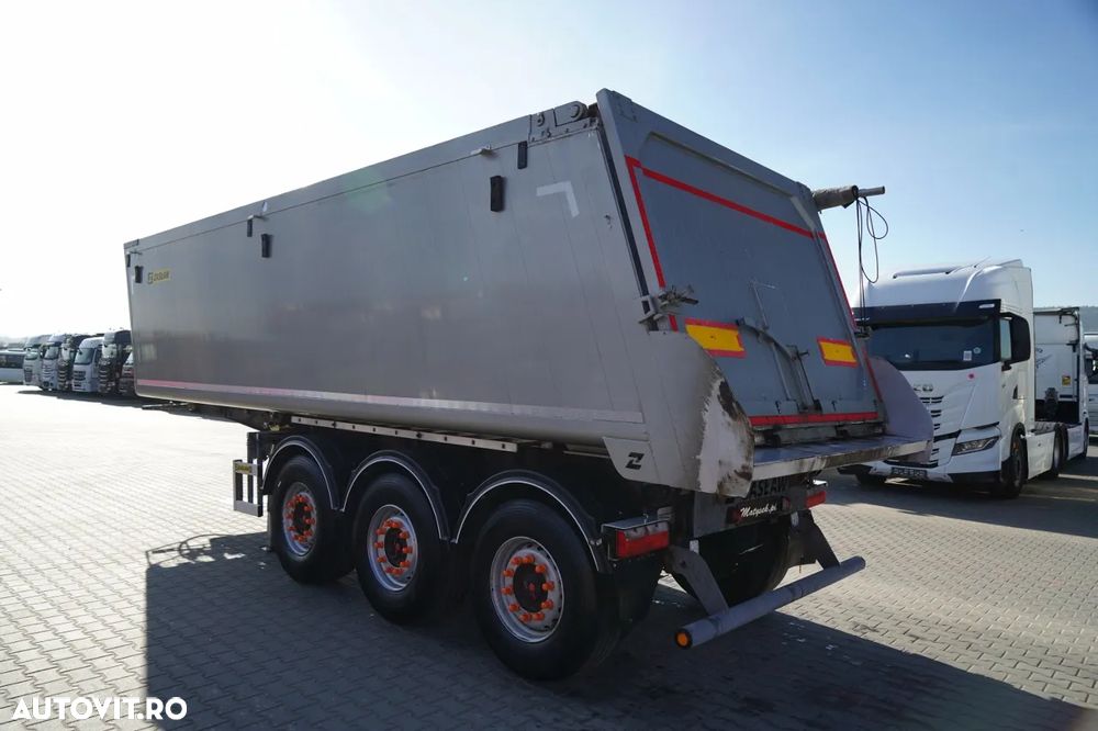 Zaslaw BASCUNĂ ALUMINIU / 35 m³ / 2x AXE RIDICATIVE / AXE SAF - 6