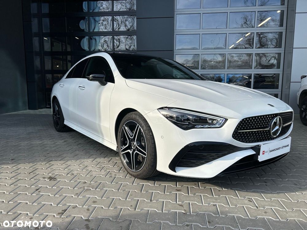 Mercedes-Benz CLA 200 AMG Line 7G-DCT - 3