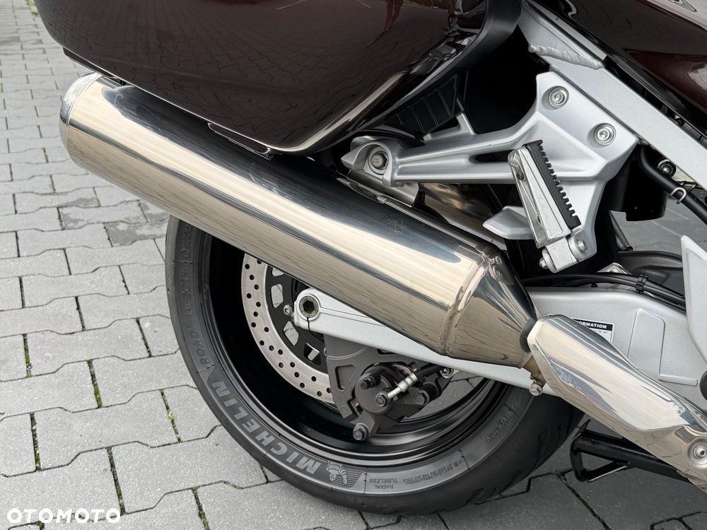 Yamaha FJR - 12