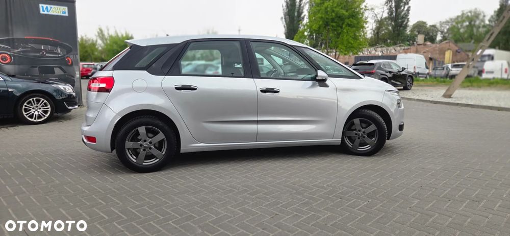 Citroën C4 Picasso - 16