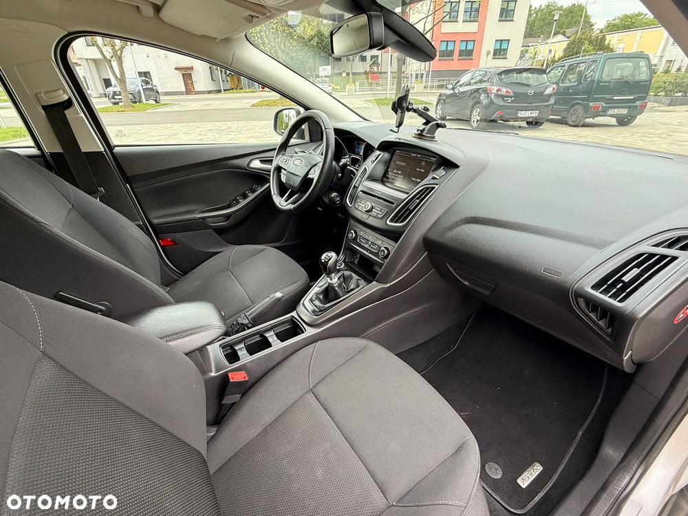 Ford Focus 1.0 EcoBoost Start-Stopp-System Business Edition - 12