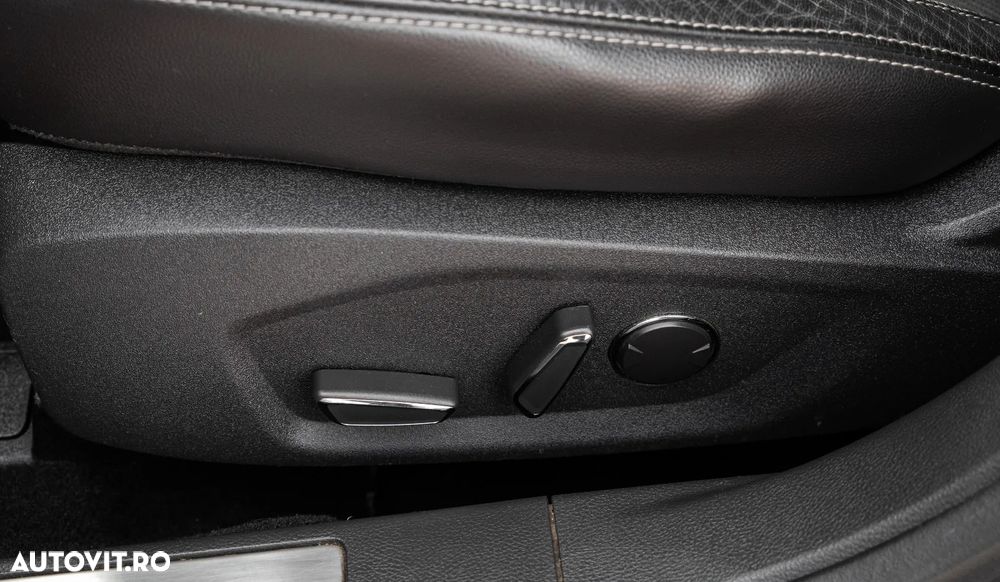 Ford Mondeo Turnier 2.0 TDCi Start-Stopp PowerShift-Aut Titanium - 12