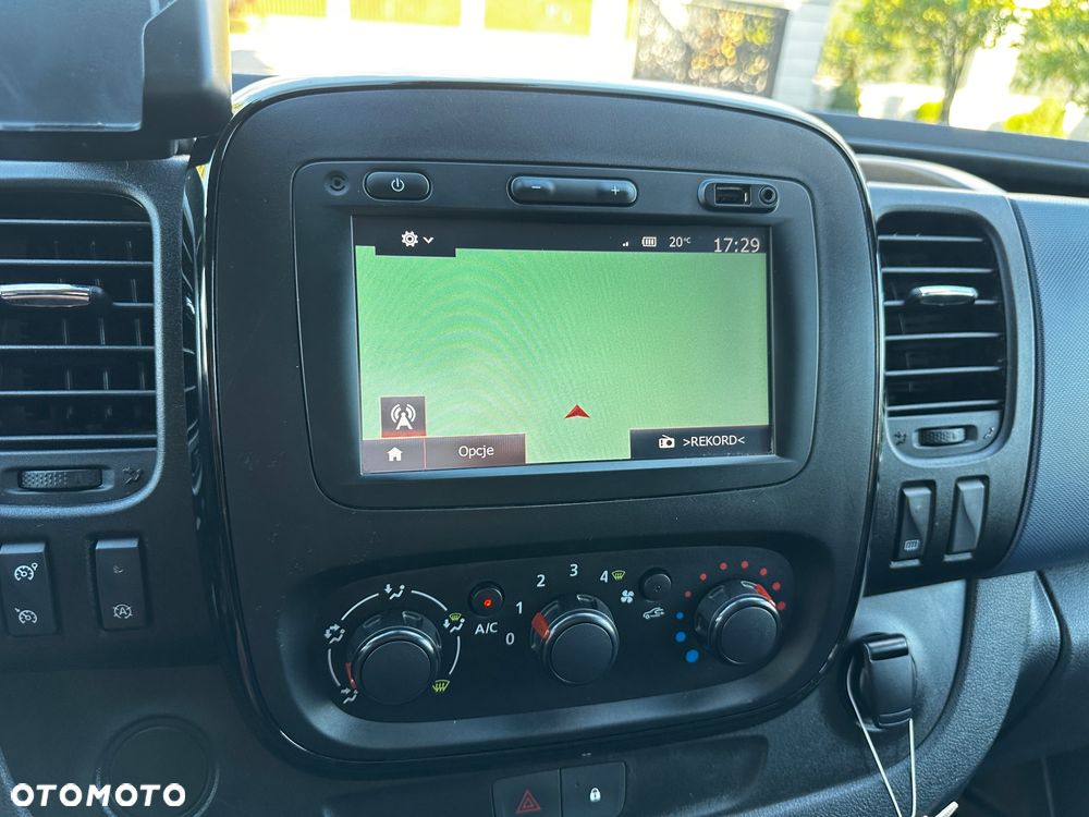 Opel Vivaro - 31