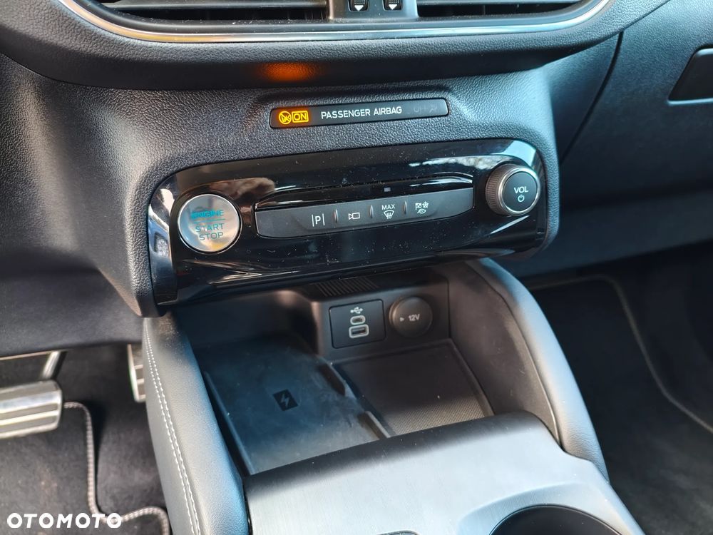 Ford Kuga 2.5 FHEV FWD Active X eCVT - 24