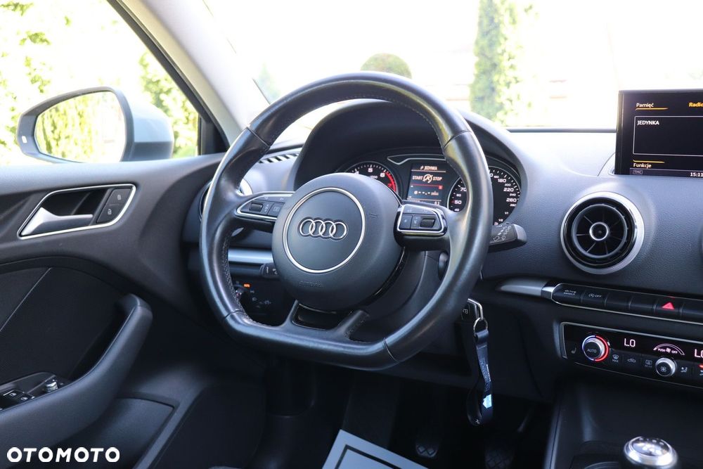Audi A3 Sportback - 12