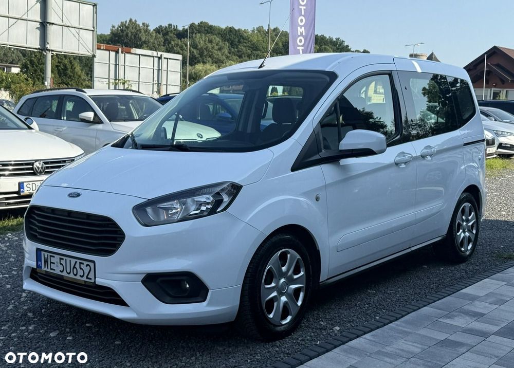 Ford Tourneo Courier - 5