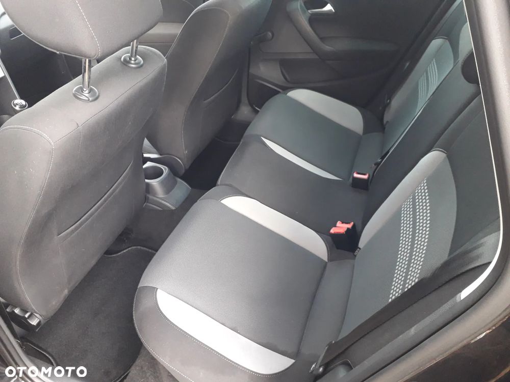 Volkswagen Polo - 10
