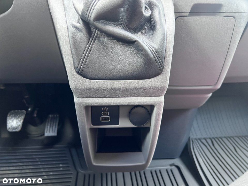 Ford Transit Custom - 13