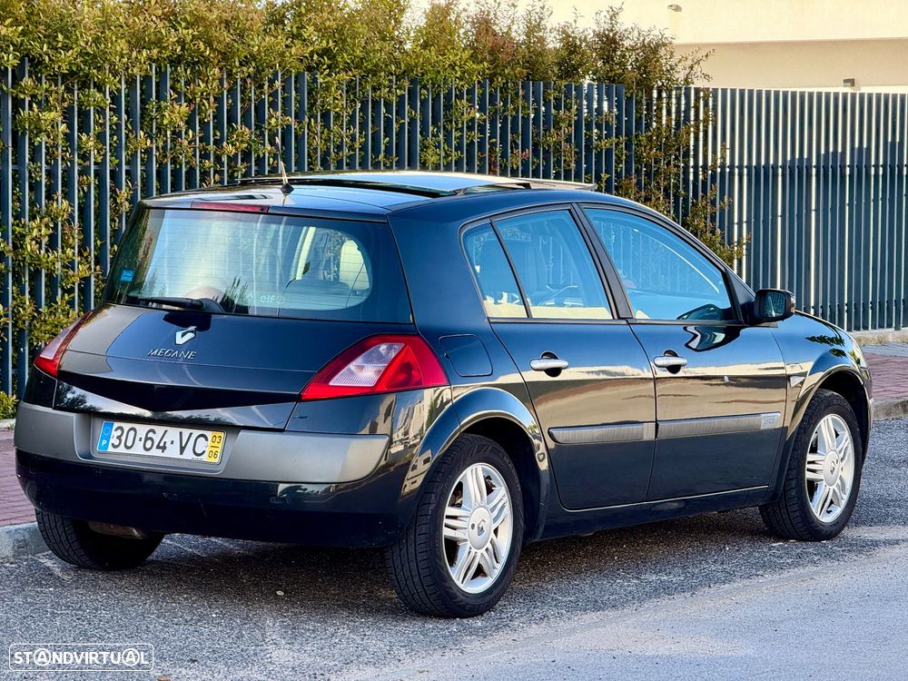 Renault Mégane 1.5 dCi Dynamique Luxe - 13