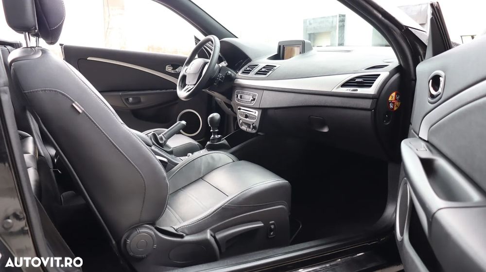 Renault Megane III 1.5 dCi Color Edition - 13