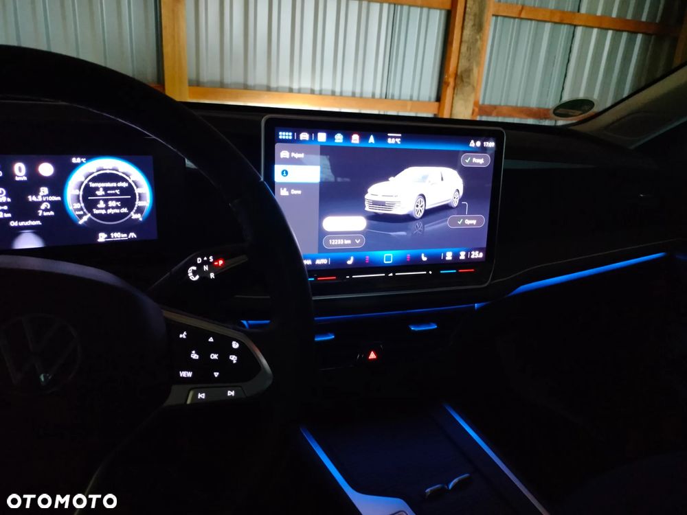 Volkswagen Passat - 9