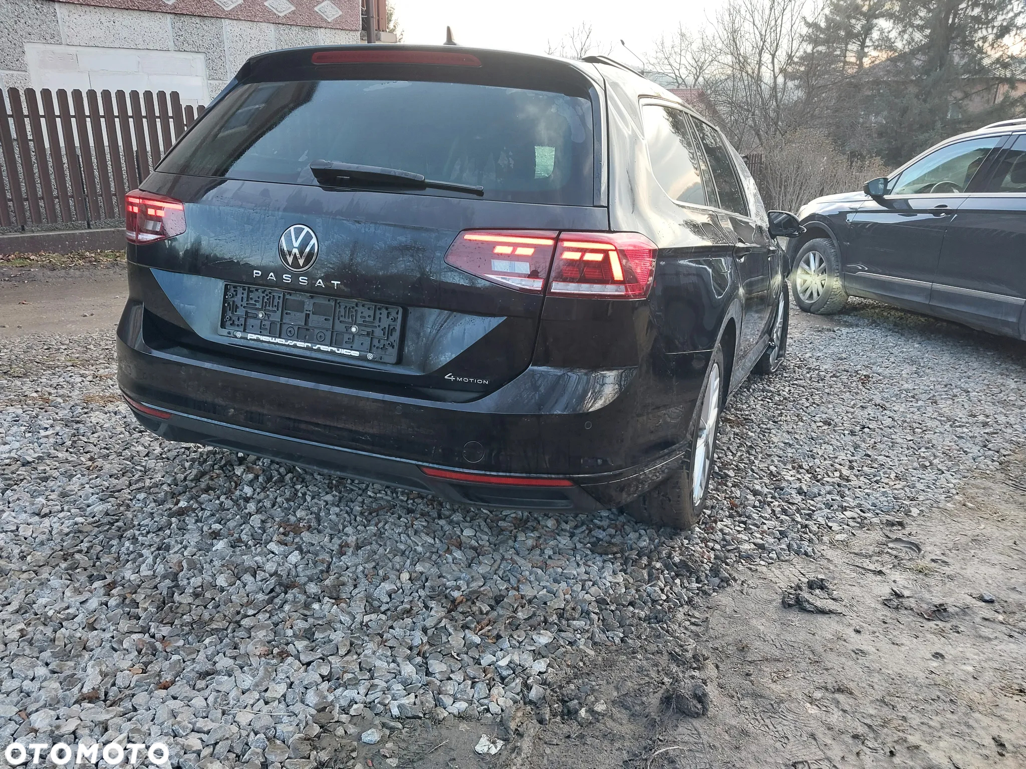 Volkswagen Passat Variant 2.0 TDI SCR DSG 4Motion Elegance - 11