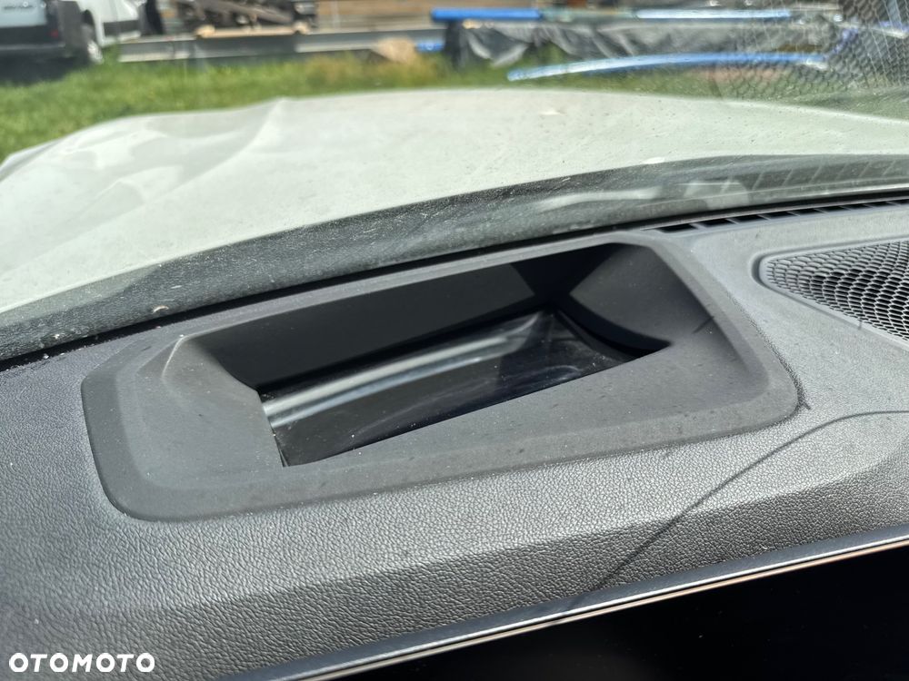 BMW Seria 3 320d xDrive MHEV M Sport sport - 34