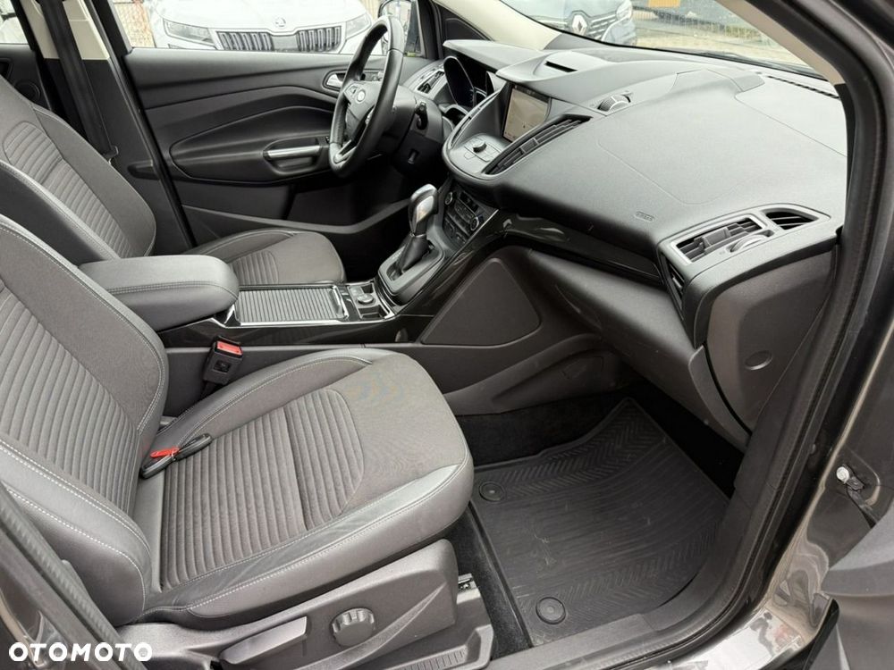 Ford Kuga 2.0 TDCi 4x4 Titanium - 12
