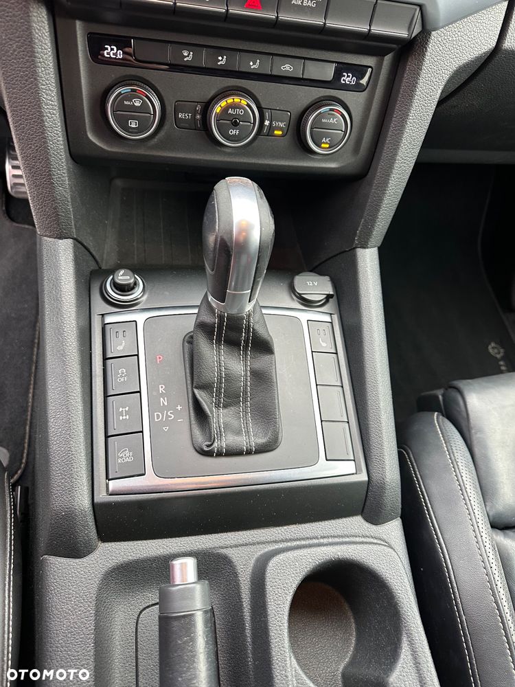 Volkswagen Amarok 3.0 V6 TDi 4MOTION Aventura - 22