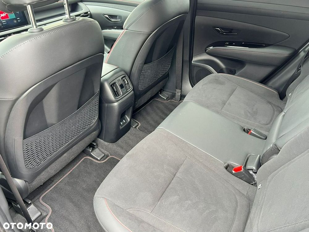 Hyundai Tucson 1.6 T-GDi PHEV N-Line 4WD - 16