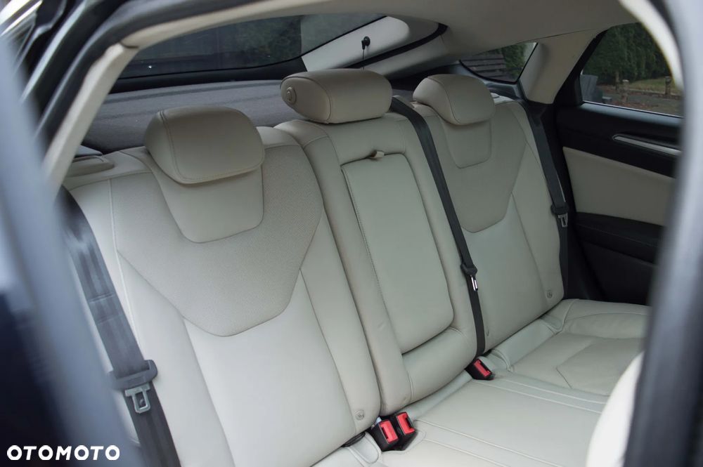 Ford Mondeo 2.0 TDCi Titanium - 33