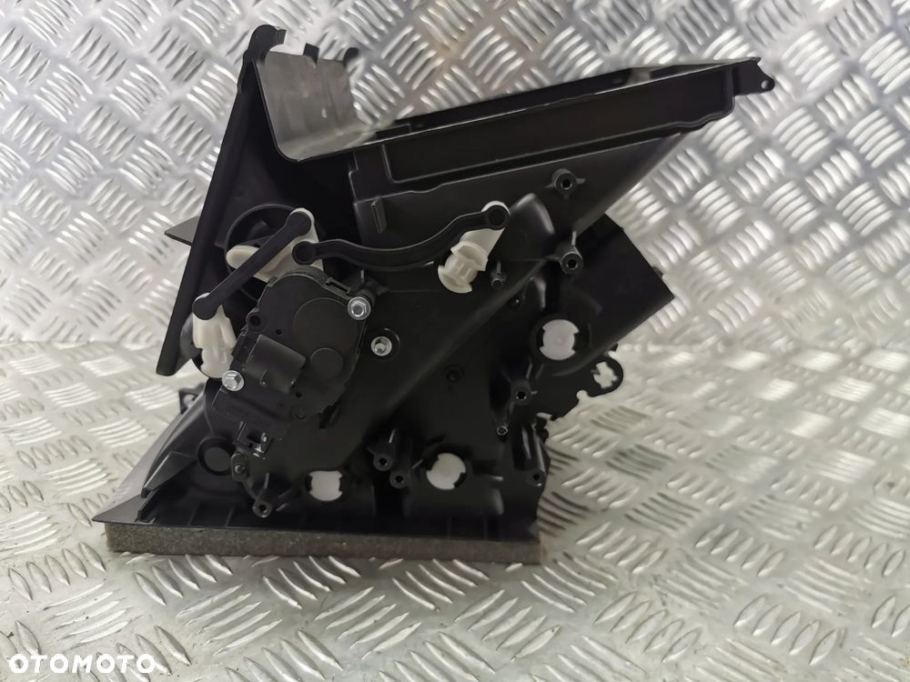 VW TOUAREG 7P 10-18R SILNICZEK NAGRZEWNICY Nagrzewnica sterowanie silniczki - 4