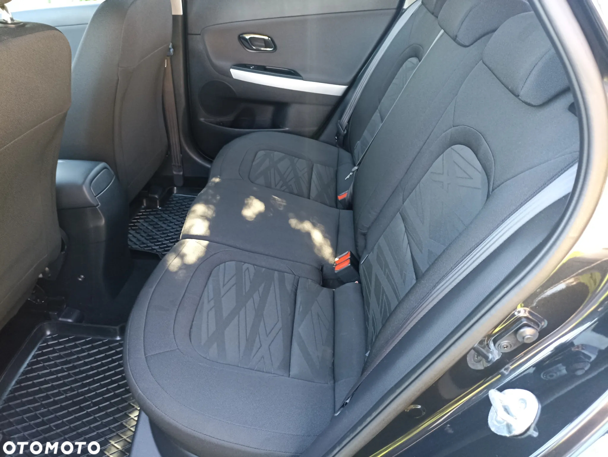 Kia Ceed - 31