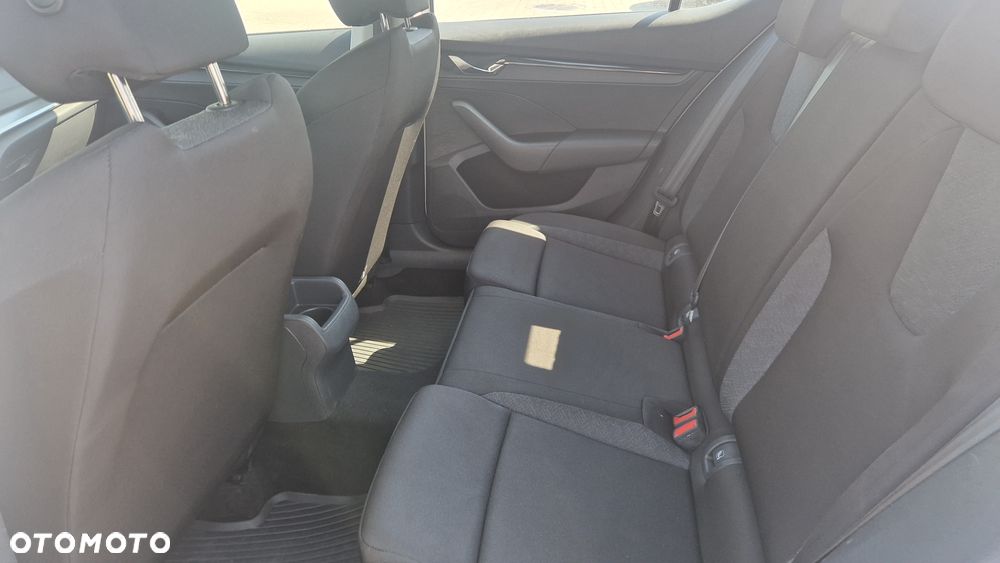 Skoda Octavia 2.0 TDI Ambition - 9