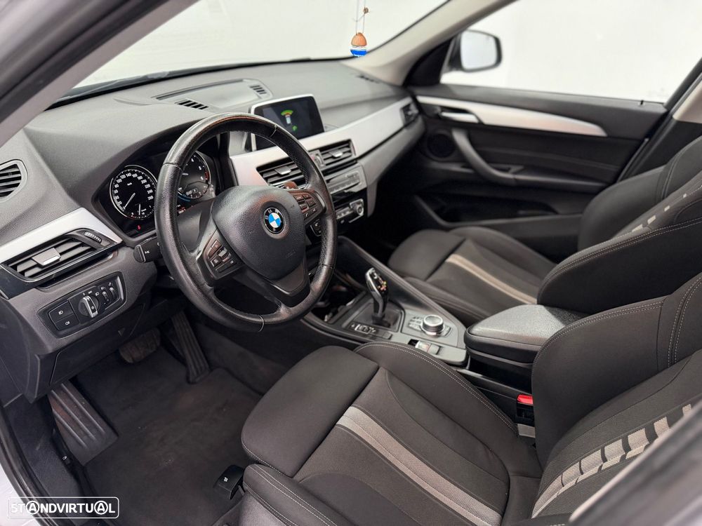 BMW X1 16 d sDrive Auto Line Sport - 8