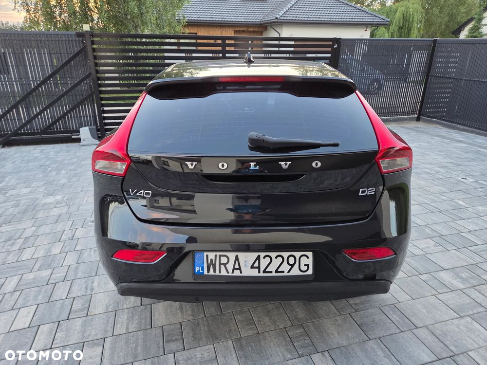 Volvo V40 D2 Powershift Kinetic - 11