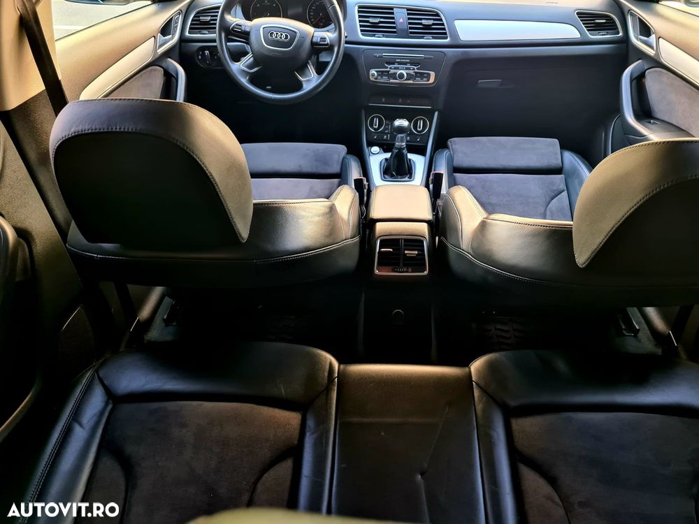 Audi Q3 2.0 TDI sport - 11