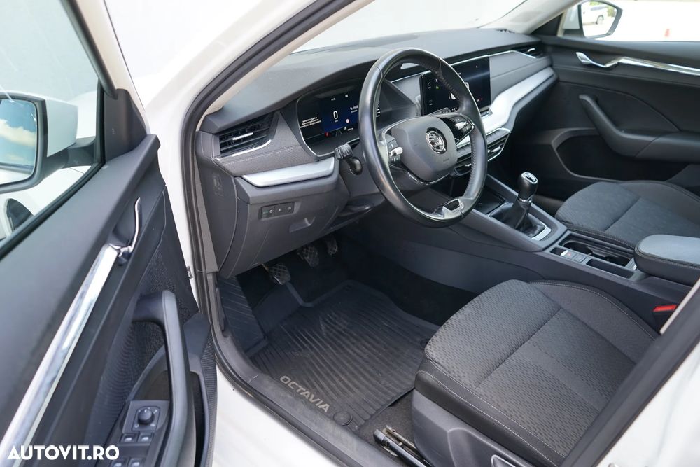 Skoda Octavia 2.0 TDI Style - 11