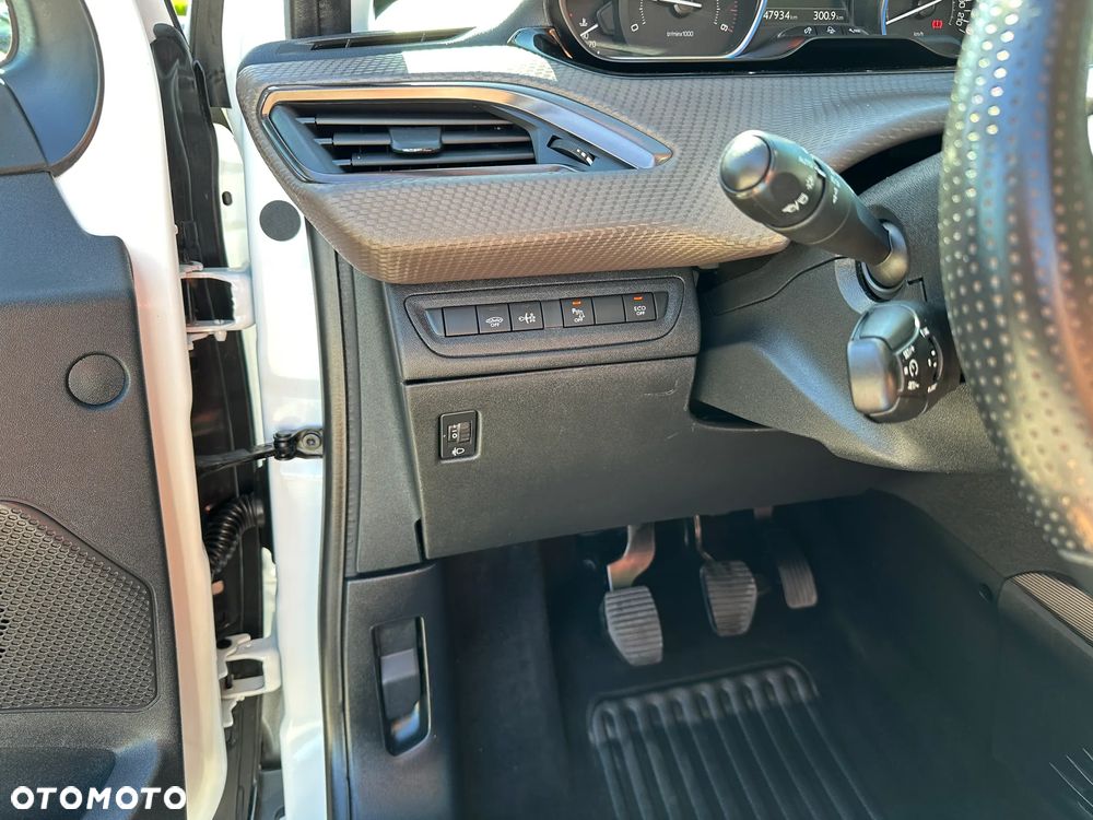 Peugeot 2008 - 19
