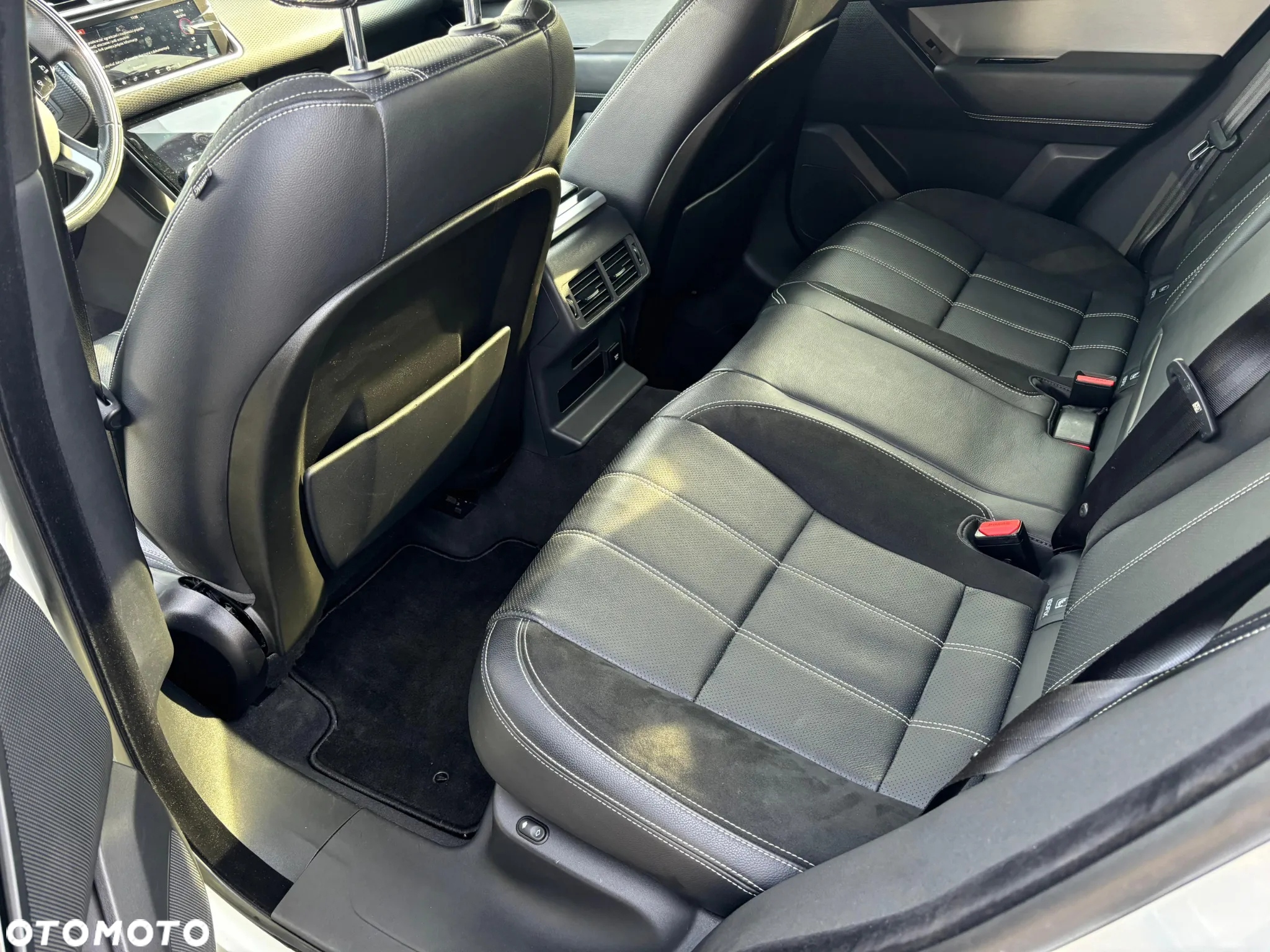 Land Rover Range Rover Velar 2.0 TD4 R-Dynamic S - 25