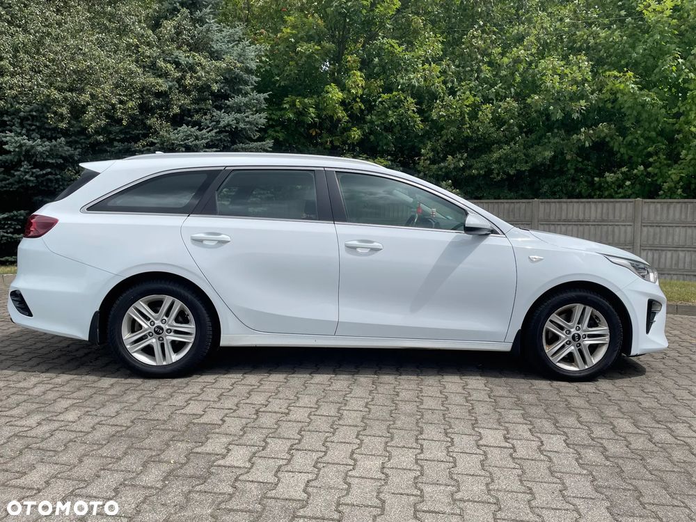 Kia Ceed 1.5 T-GDI M - 5