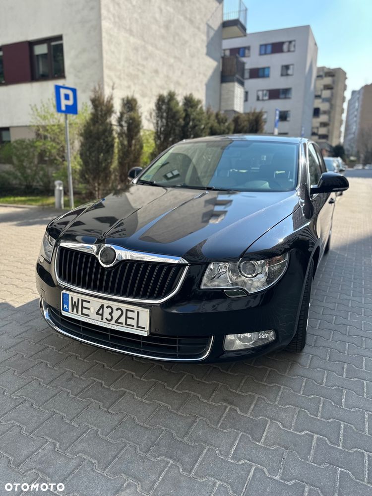 Skoda Superb 1.8 TSI Elegance DSG - 5
