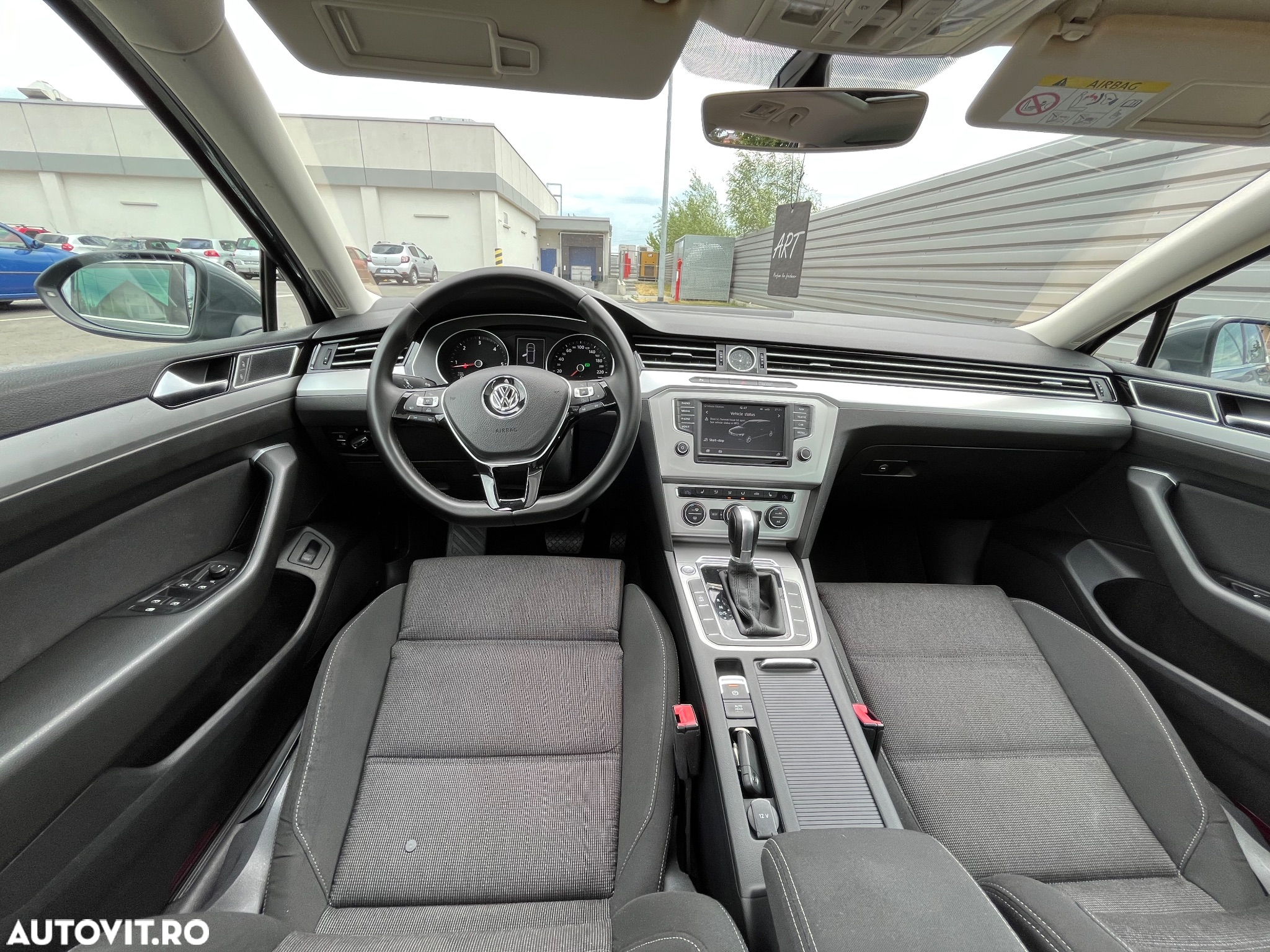 Volkswagen Passat - 20