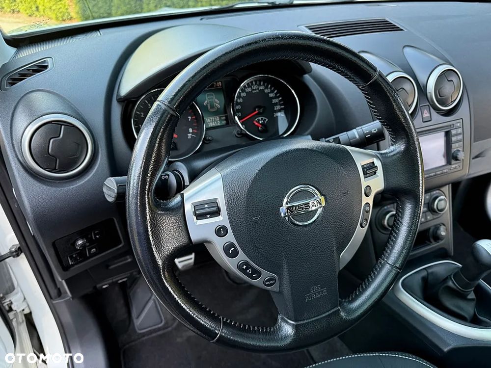 Nissan Qashqai 1.6 Tekna - 23