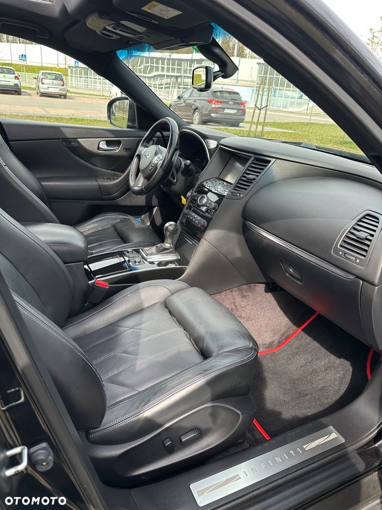 Infiniti QX70 3.0d S Premium - 12
