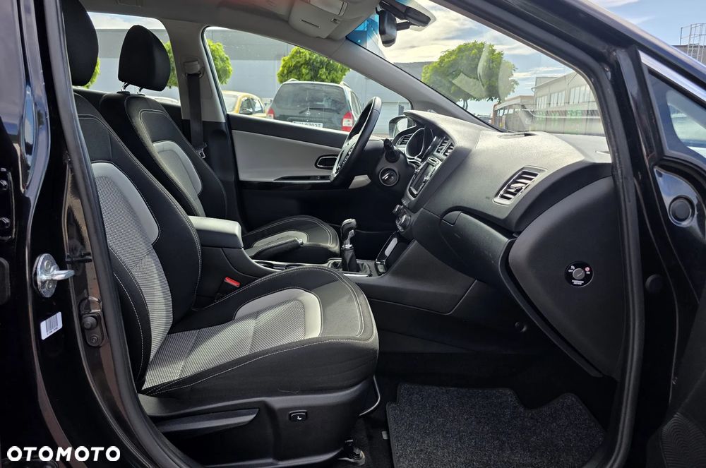 Kia Ceed 1.6 GDI XL - 7